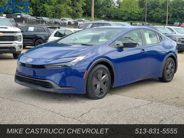 Used 2024 Toyota Prius LE FWD video 1