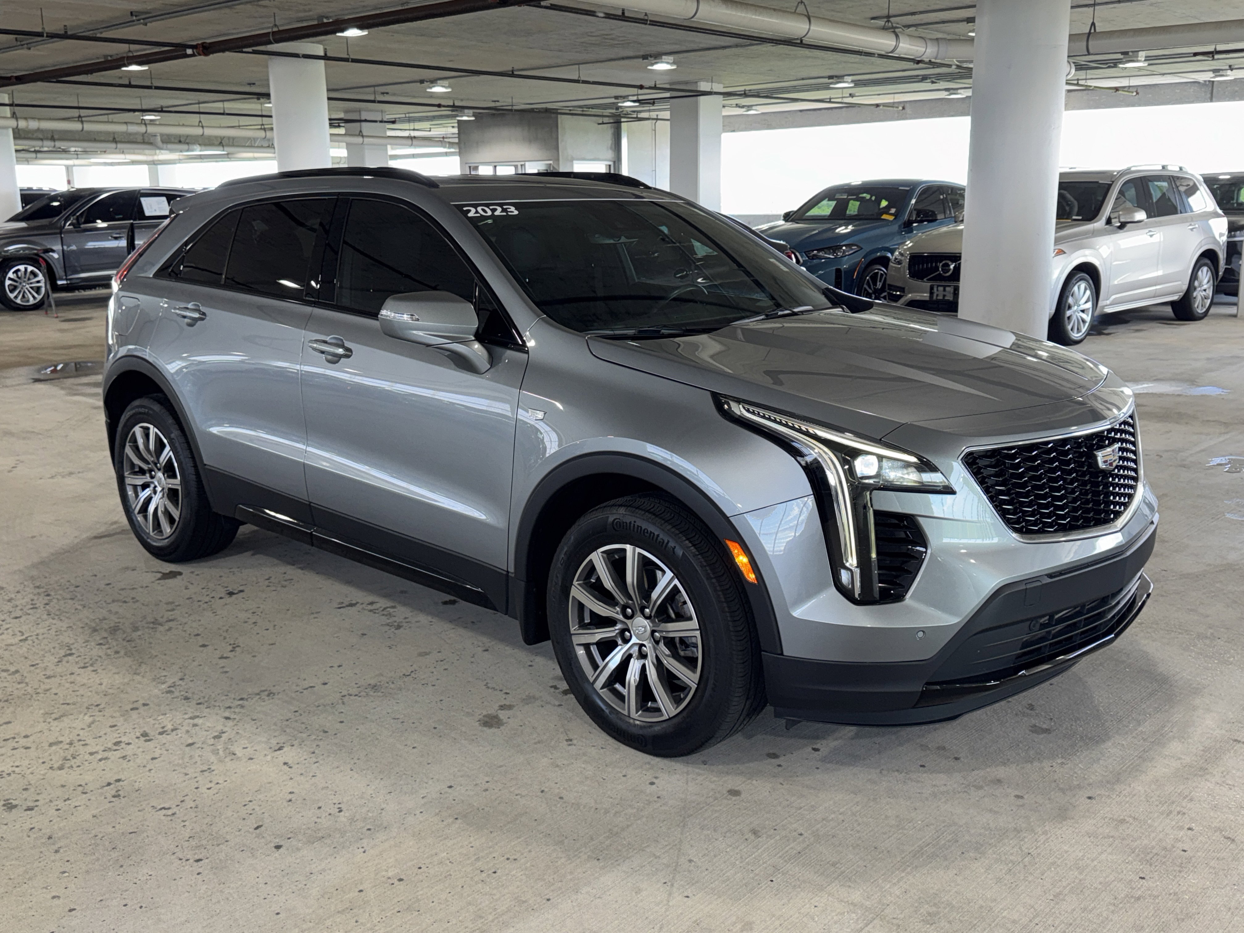 Used 2023 Cadillac XT4 Sport image 2