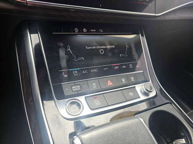 Used 2021 Audi Q8 Premium Plus w/ Premium Plus Package AWD/4WD image 32