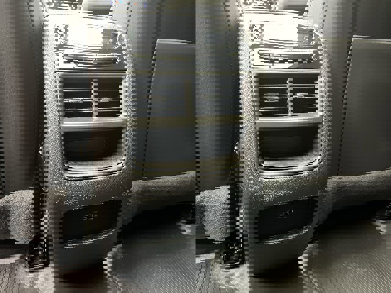 Used 2021 Cadillac XT5 Premium Luxury w/ LPO, Floor Liner Package image 13