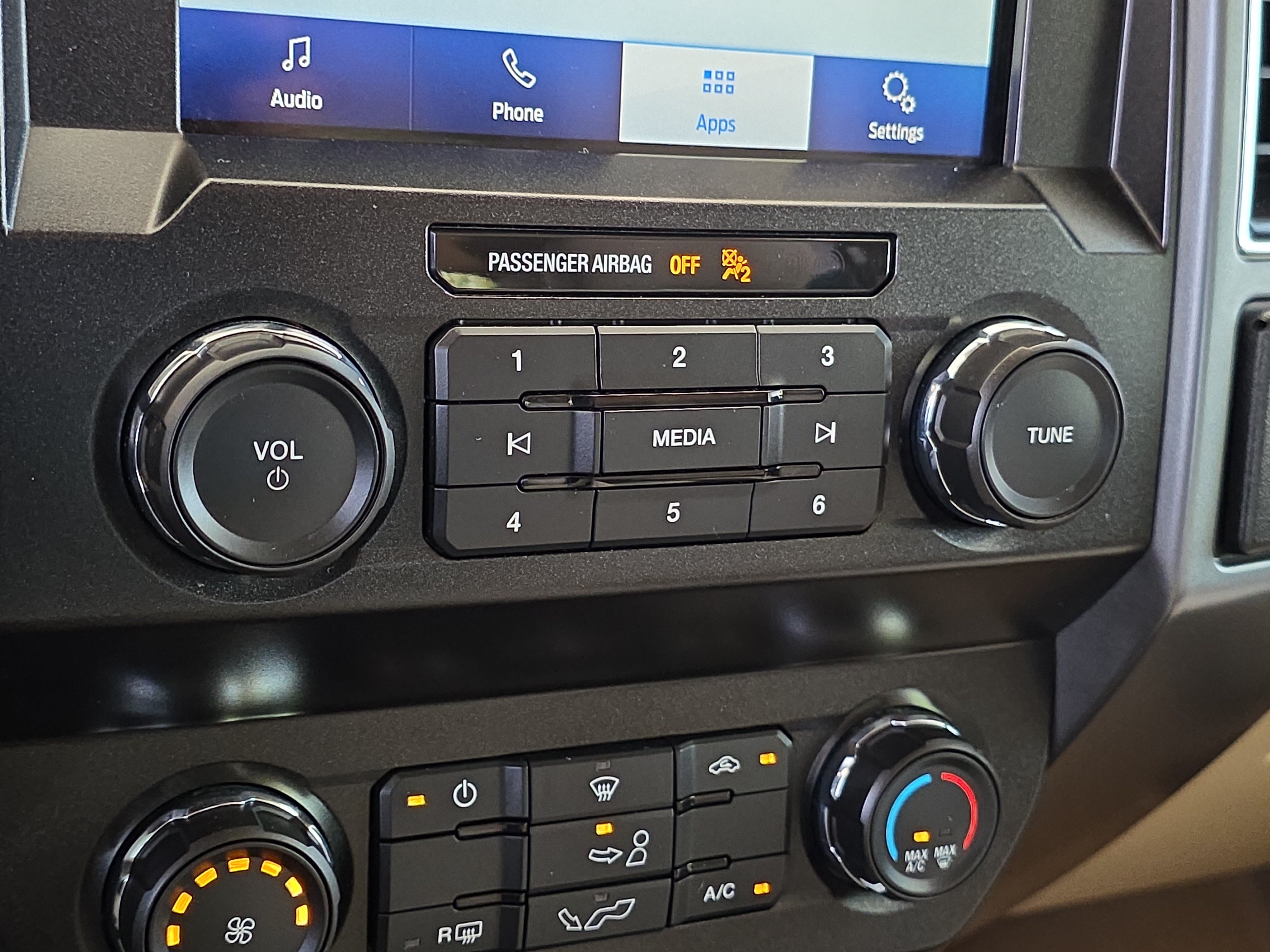 Used 2020 Ford F150 XLT AWD/4WD image 19