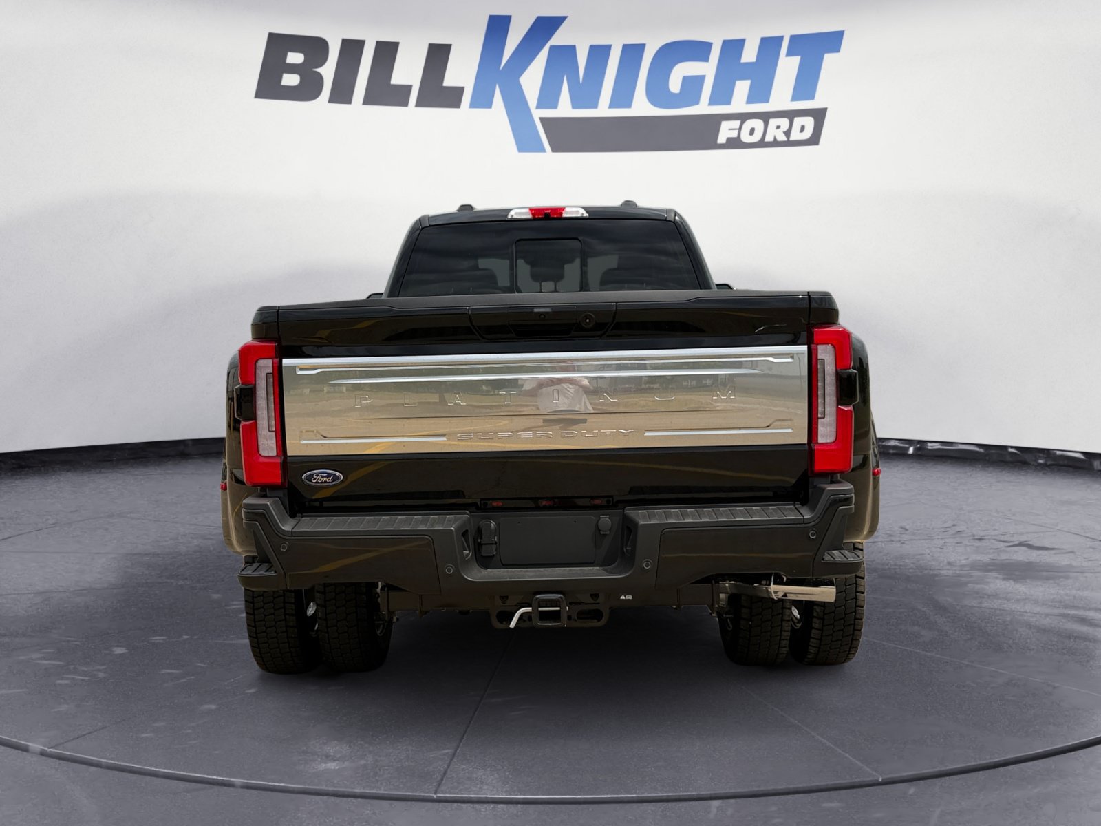 Used 2026 Ford F450 Platinum w/ Platinum Plus Package AWD/4WD image 4