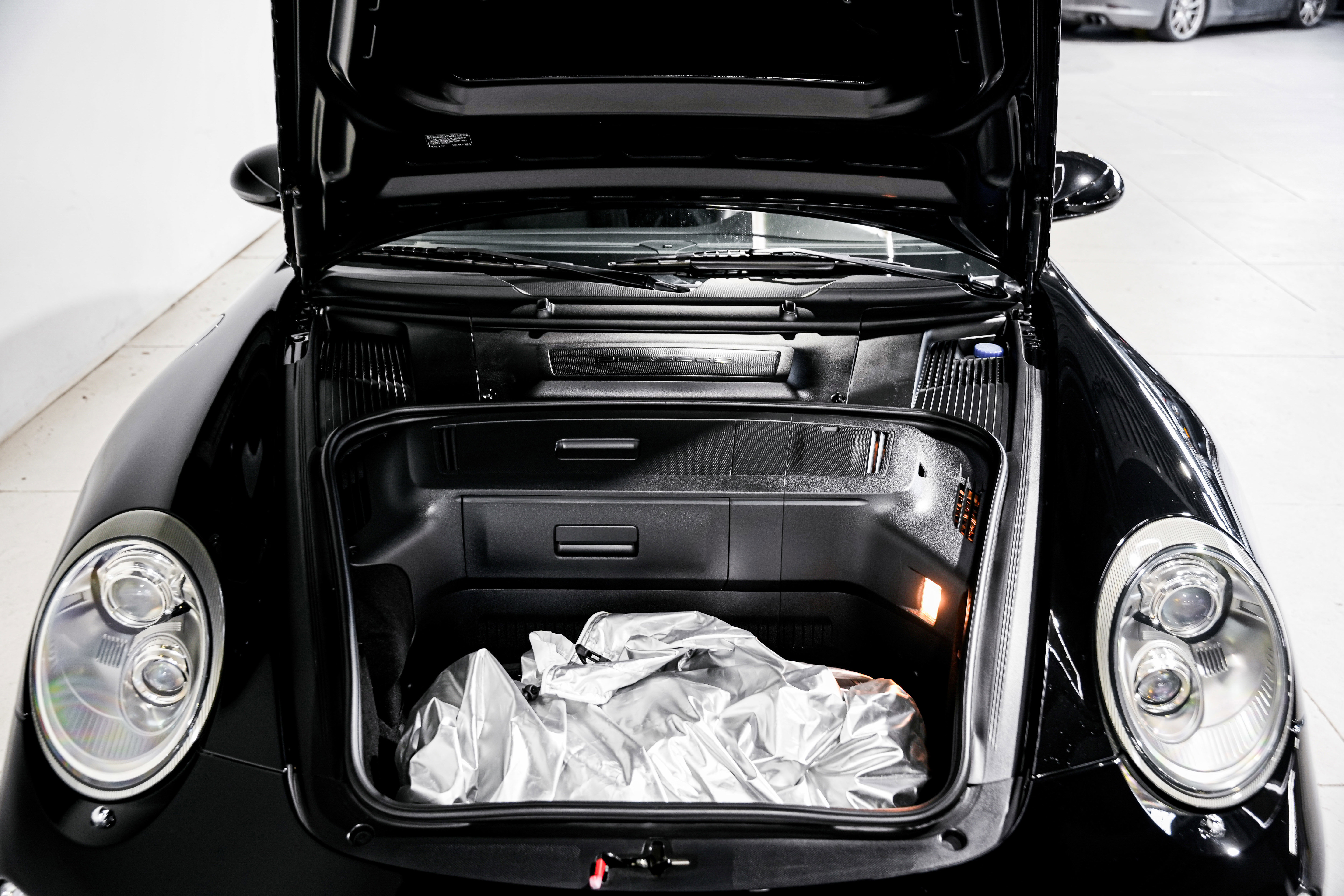 Used 2009 Porsche 911 Carrera S image 40