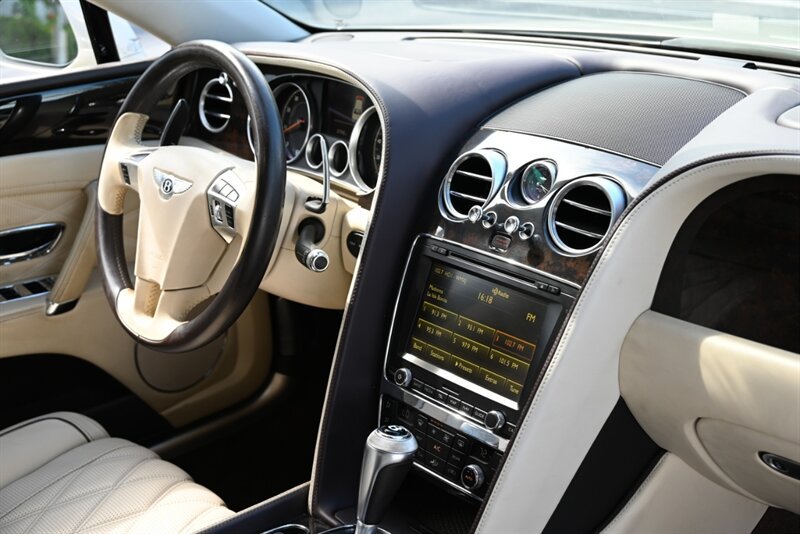 Used 2016 Bentley Flying Spur V8 AWD/4WD image 18