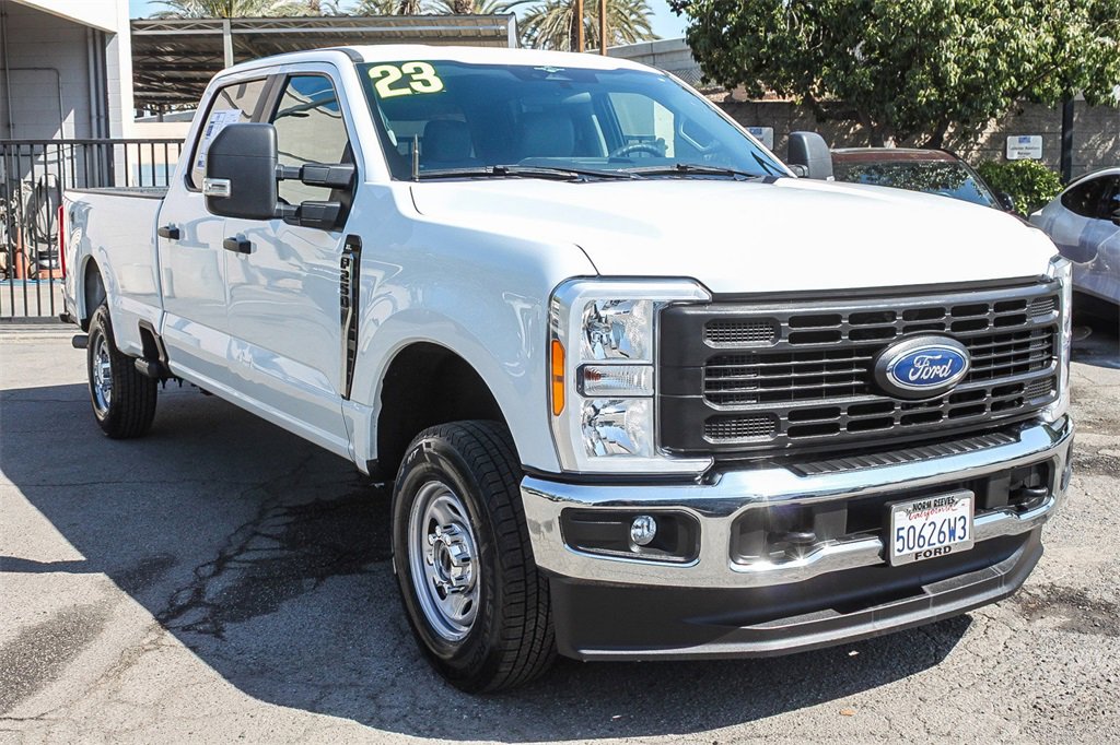 Used 2023 Ford F250 XL w/ XL Chrome Package image 3