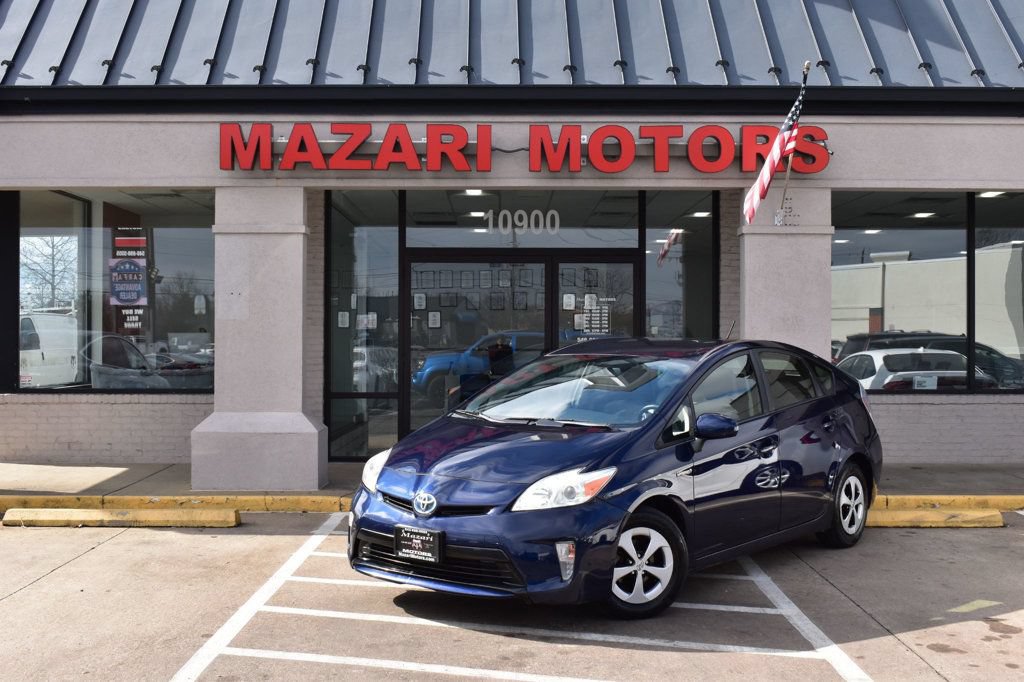 Used 2013 Toyota Prius Four FWD image 2