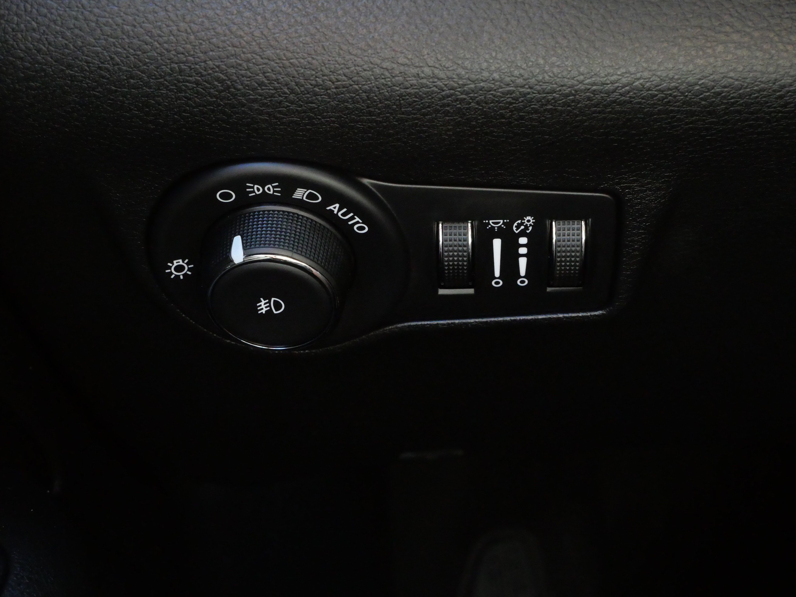 Used 2026 Jeep Compass Limited AWD/4WD image 26