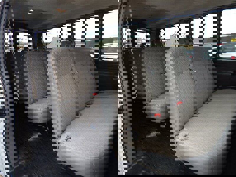 Used 2017 Chevrolet Express 3500 LT w/ LT Preferred Equipment Group image 12