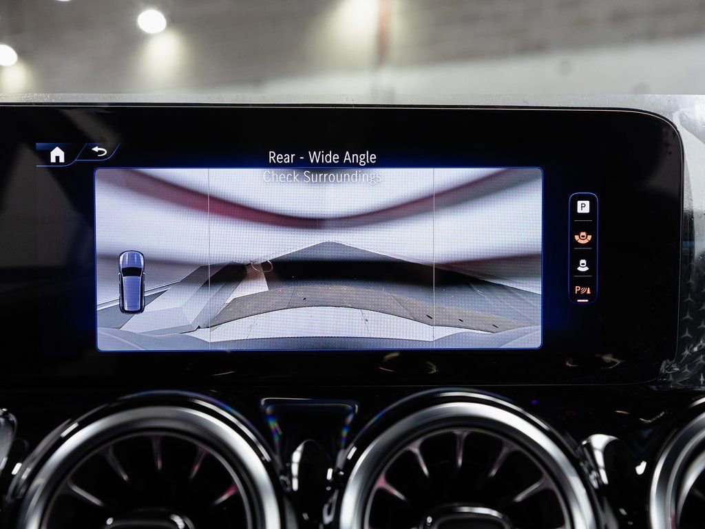 Used 2024 Mercedes-Benz EQB 350 4MATIC SUV image 18