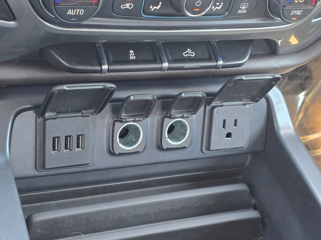 Used 2014 Chevrolet Silverado 1500 LTZ AWD/4WD image 36