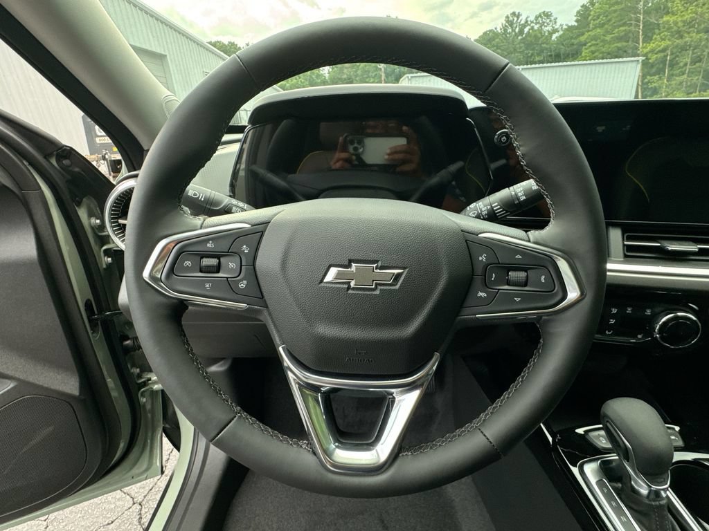 New 2026 Chevrolet Trax ACTIV w/ Driver Confidence Package FWD image 16