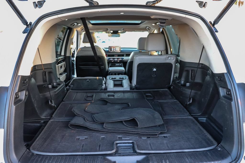 Used 2023 Honda Pilot Elite image 30