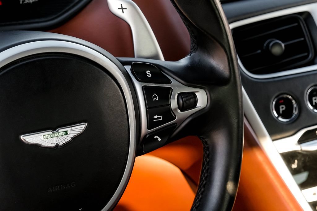 Used 2019 Aston Martin DB11 Volante RWD image 18