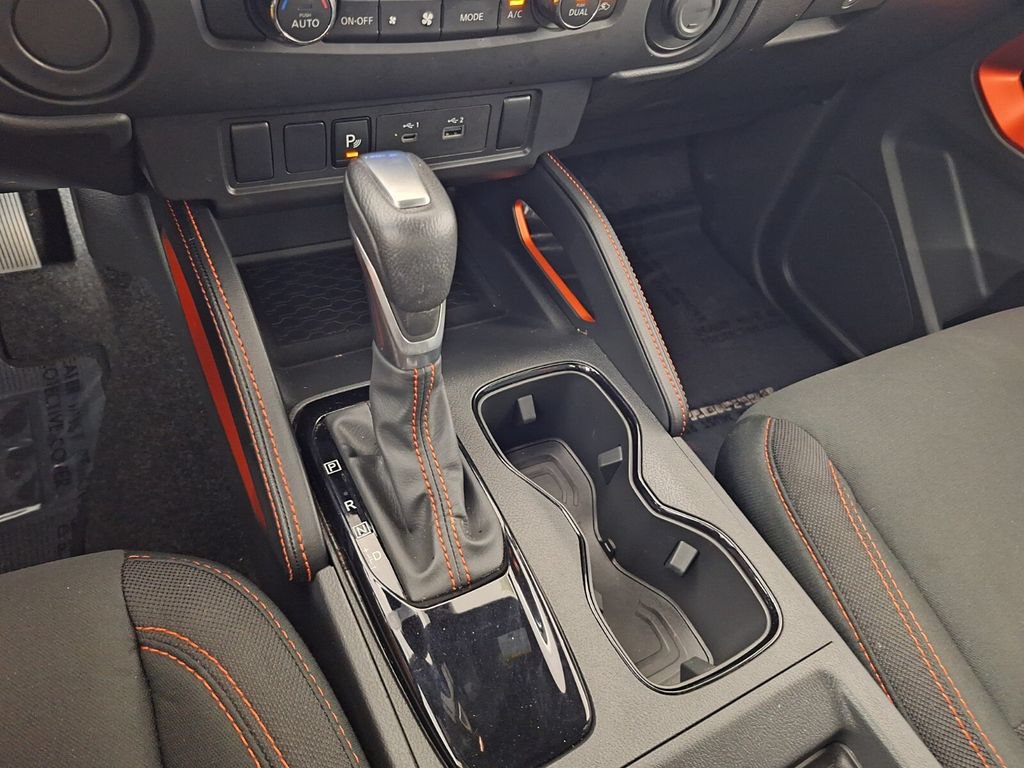 Used 2025 Nissan Frontier Pro-X RWD image 14