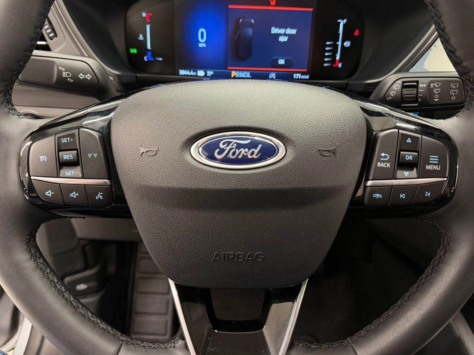 Certified 2023 Ford Escape Active AWD/4WD image 13