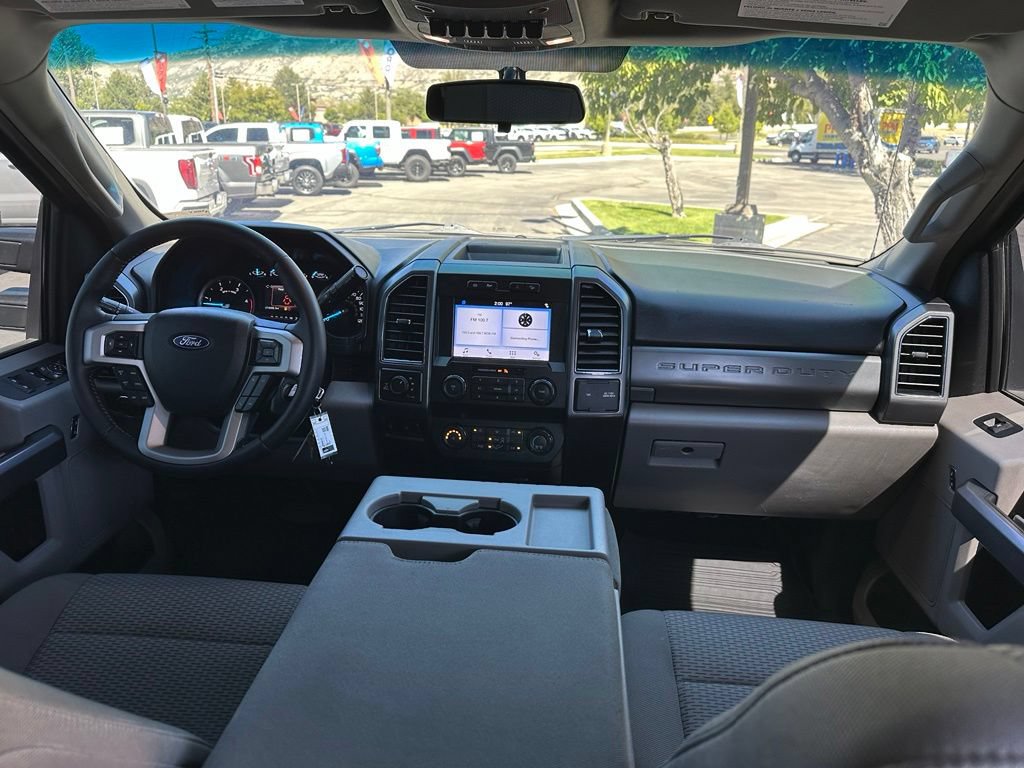 Used 2019 Ford F350 XLT w/ XLT Premium Package AWD/4WD image 24