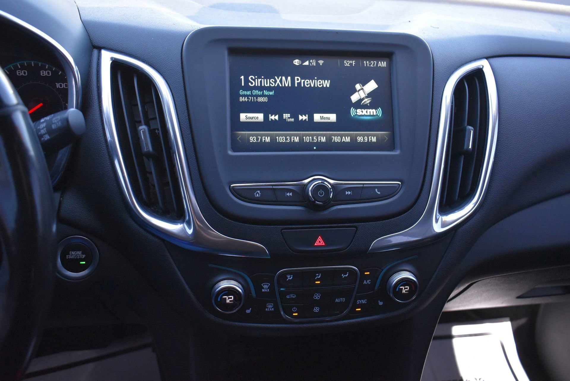 Used 2018 Chevrolet Equinox LT FWD image 27