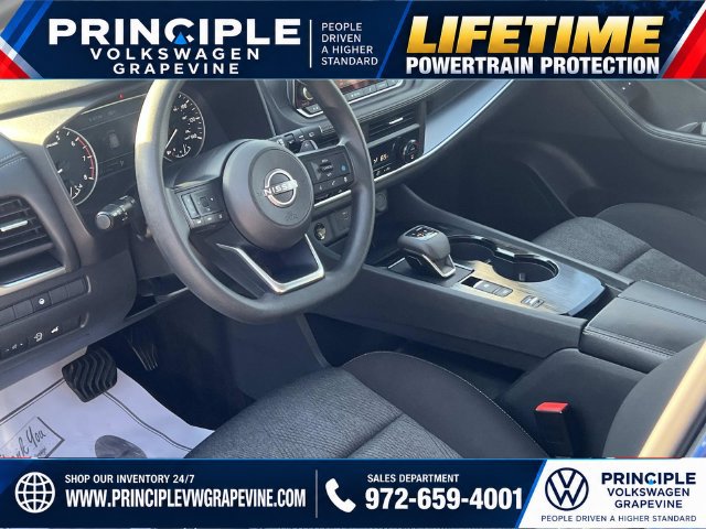 Used 2024 Nissan Rogue SV FWD image 10