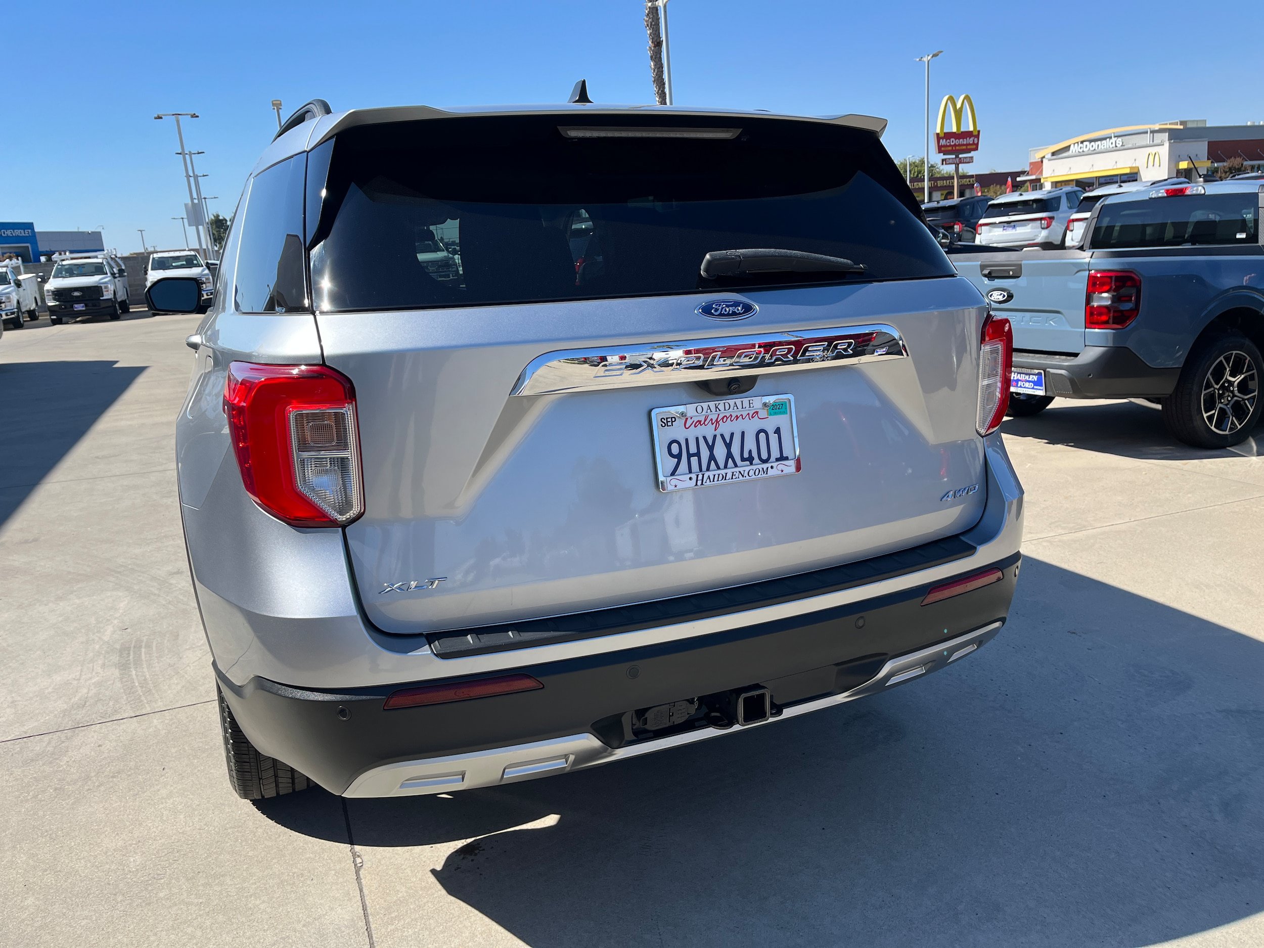Certified 2023 Ford Explorer XLT w/ Equipment Group 202A AWD/4WD image 5
