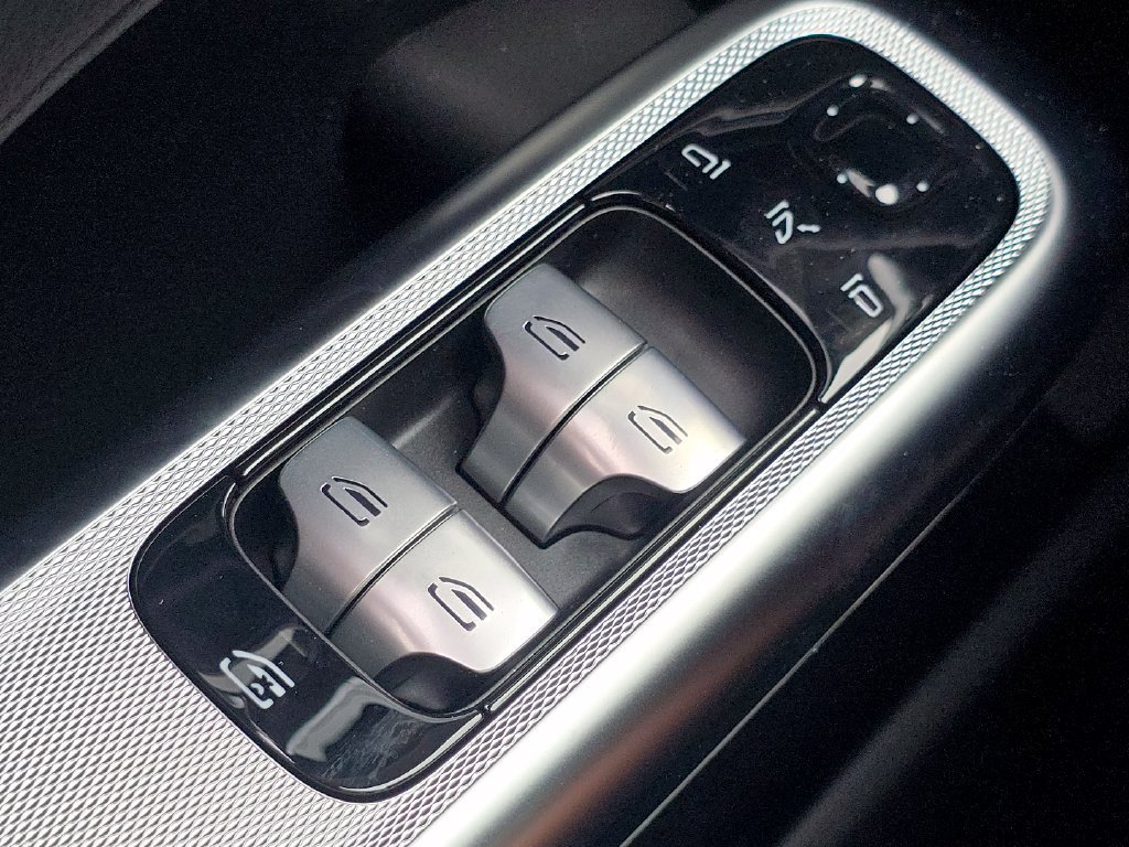 New 2027 Mercedes-Benz E 350 4MATIC Sedan image 28