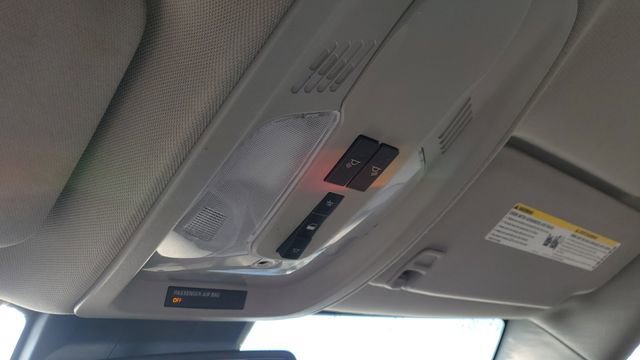 Used 2017 GMC Terrain SLE w/ Convenience Package image 17