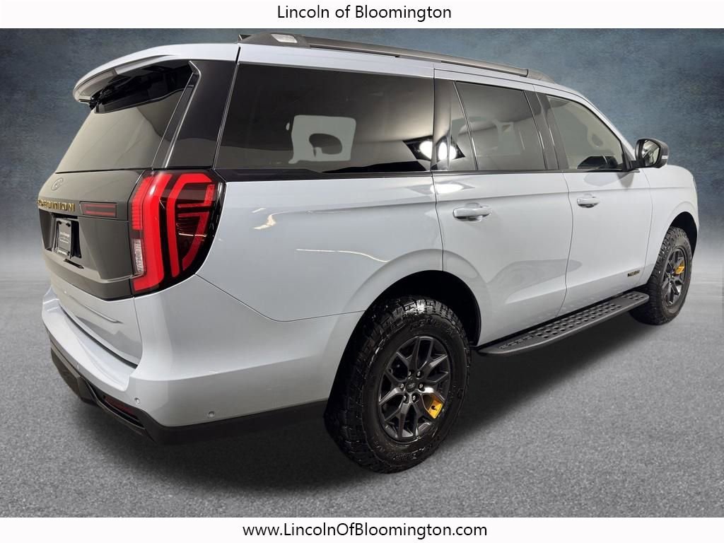 Used 2025 Ford Expedition Tremor AWD/4WD image 7