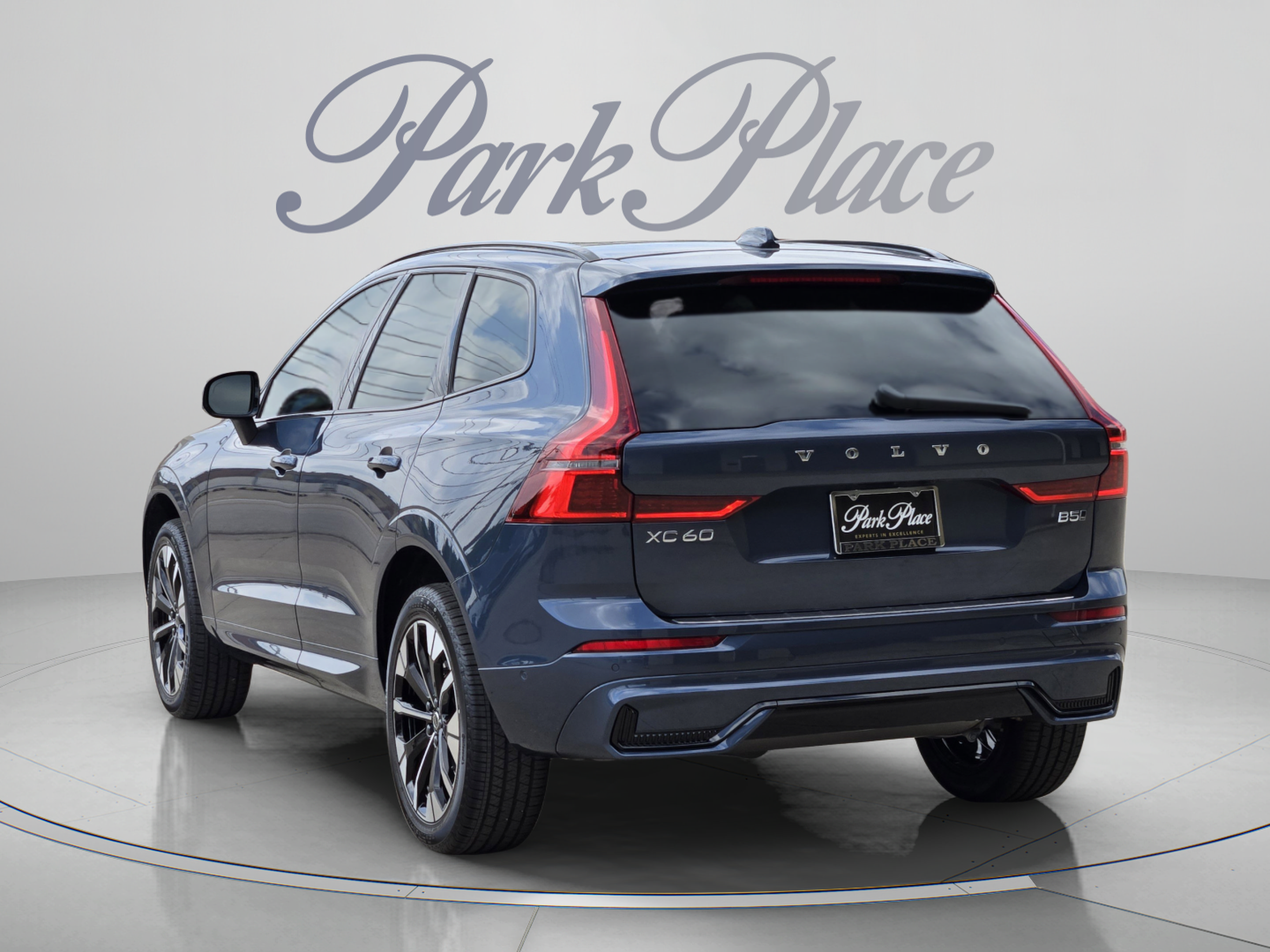 New 2026 Volvo XC60 B5 Plus w/ Protection Package Premier AWD/4WD image 3