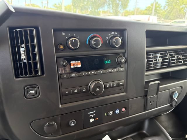 New 2026 Chevrolet Express 3500 Extended w/ Driver Convenience Package RWD image 27