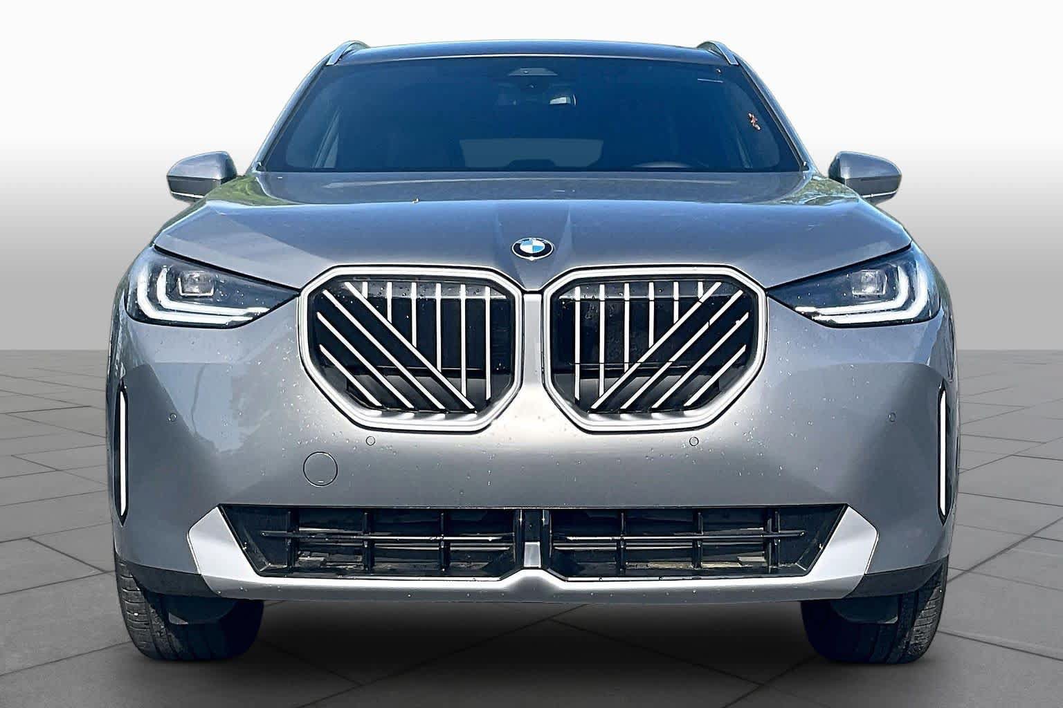 Used 2026 BMW X3 xDrive30i w/ Convenience Package AWD/4WD image 3