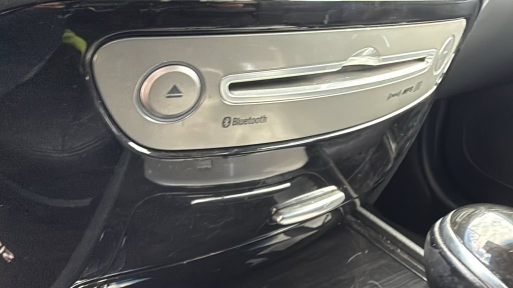 Used 2014 Hyundai Genesis 3.8 RWD image 23