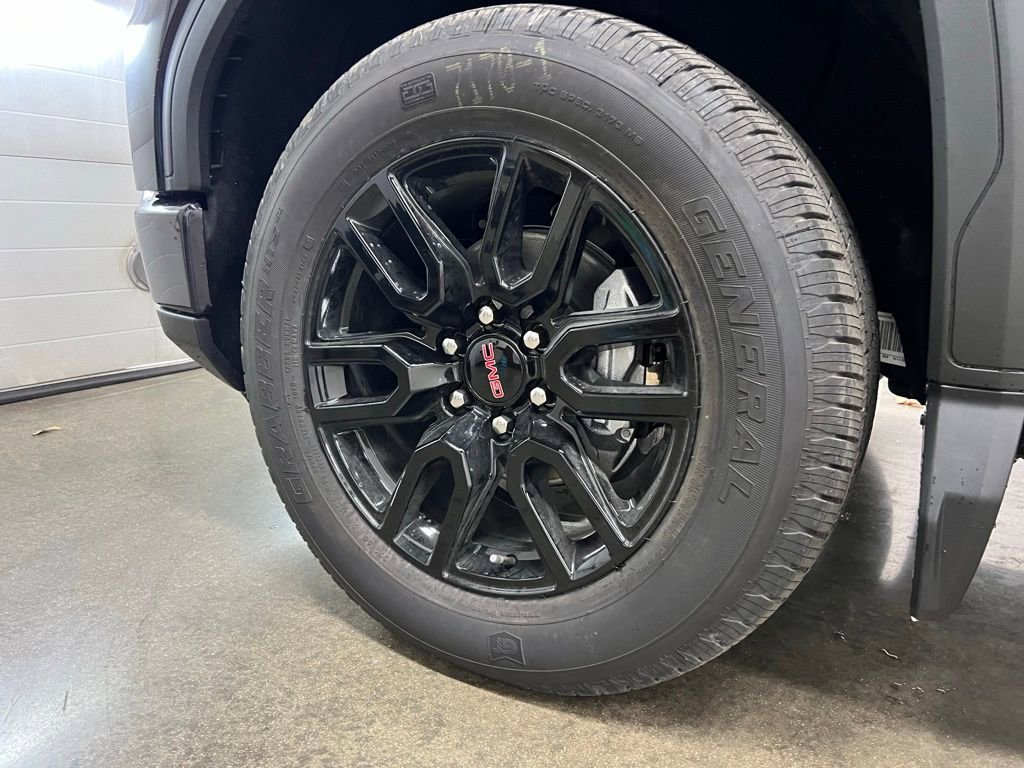 New 2026 GMC Sierra 1500 Elevation image 13