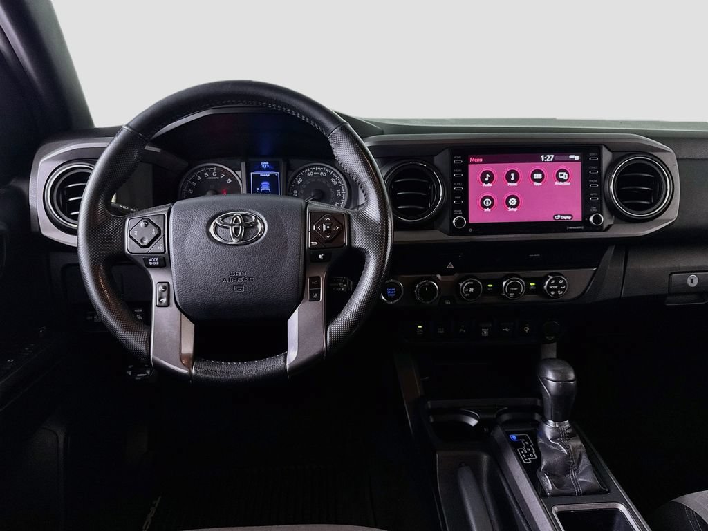 Used 2020 Toyota Tacoma TRD Off-Road w/ Technology Package AWD/4WD image 25