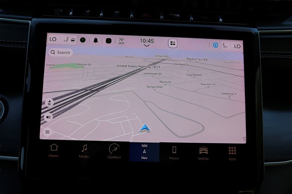 Used 2022 Jeep Grand Cherokee L Limited RWD image 25