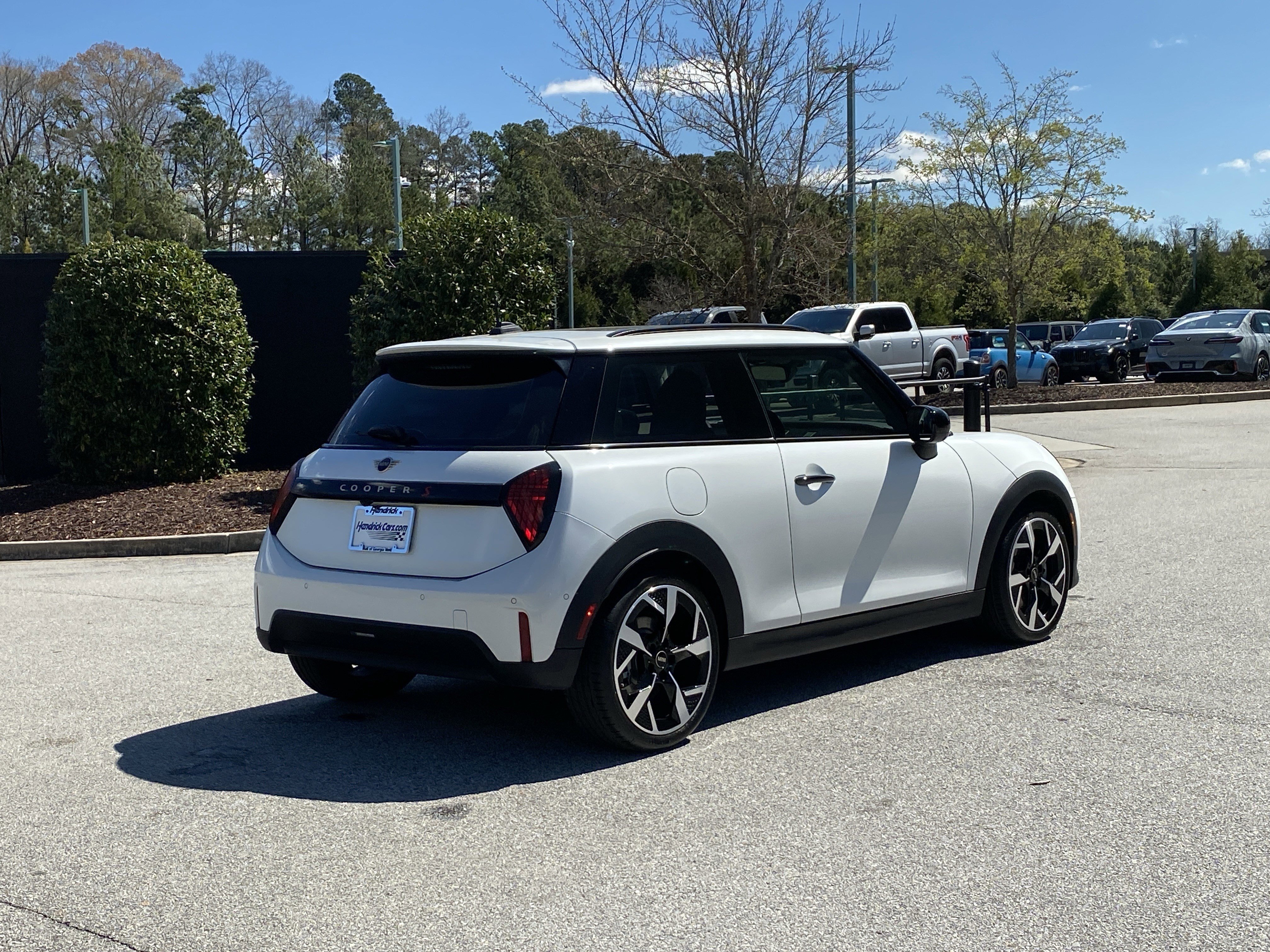 Certified 2025 MINI Cooper S image 3