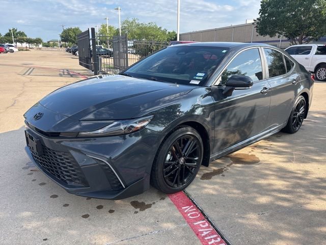 Used 2025 Toyota Camry SE w/ Convenience Package FWD video 1