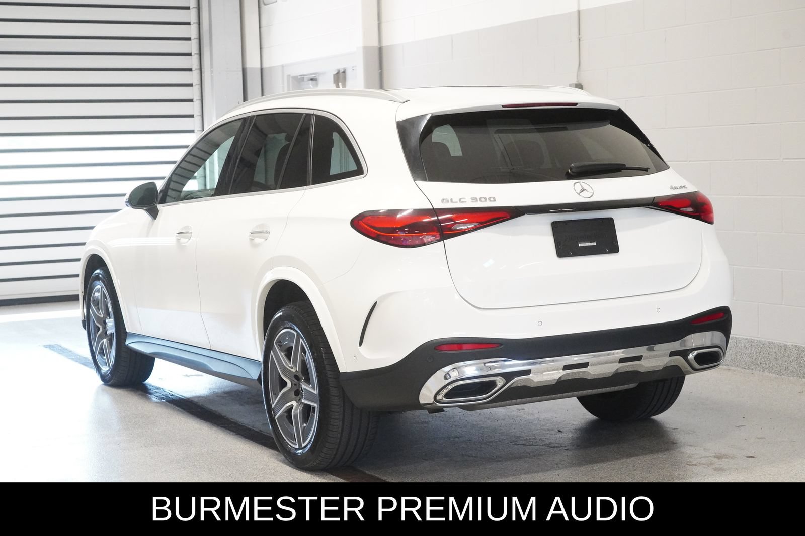 Certified 2023 Mercedes-Benz GLC 300 4MATIC image 4