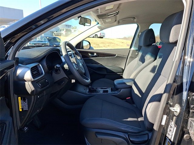 Used 2017 Kia Sorento L image 13