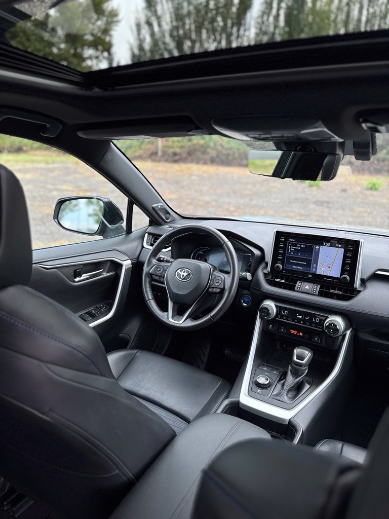 Used 2021 Toyota RAV4 XSE w/ XSE Grade Weather Package AWD/4WD image 30