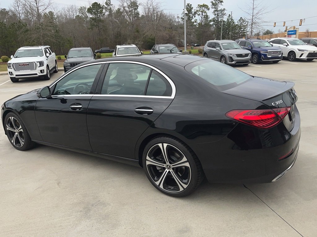 Used 2024 Mercedes-Benz C 300 Sedan image 3