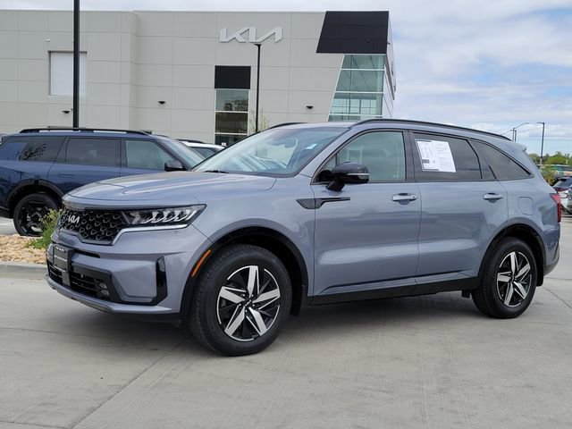 Certified 2022 Kia Sorento EX FWD image 1
