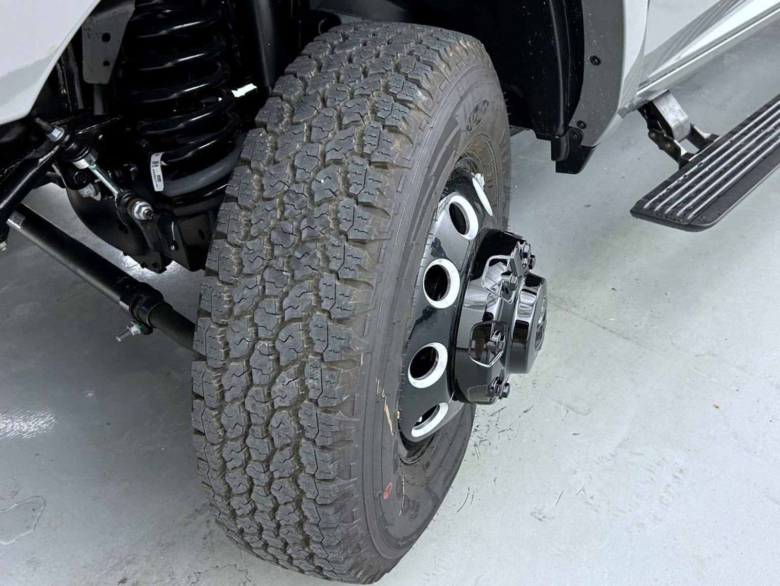 New 2027 RAM 3500 Limited AWD/4WD image 25