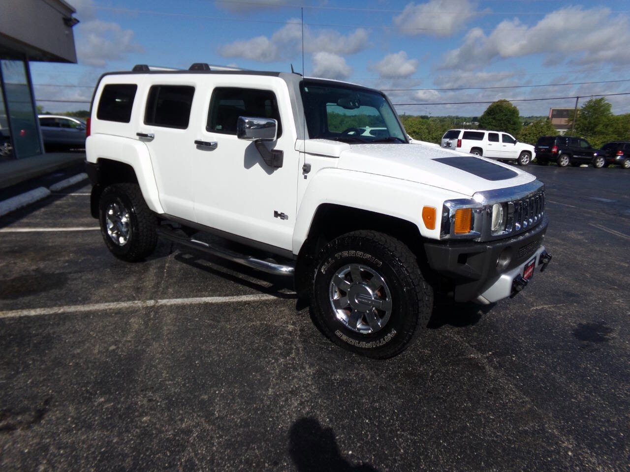 Used 2009 HUMMER H3 Luxury AWD/4WD image 3