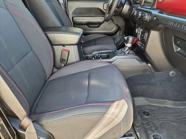 Used 2023 Jeep Wrangler Unlimited Rubicon w/ Cold Weather Group AWD/4WD image 21