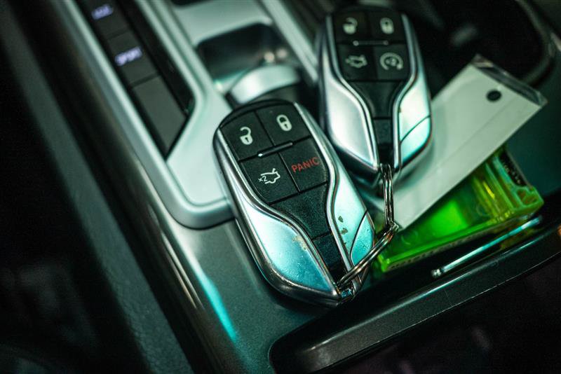 Used 2015 Maserati Ghibli RWD image 19