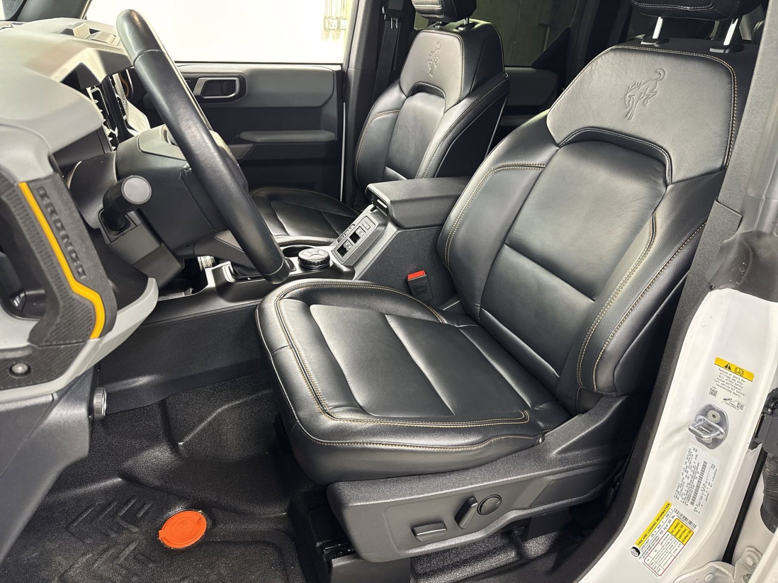 Used 2023 Ford Bronco Badlands image 17