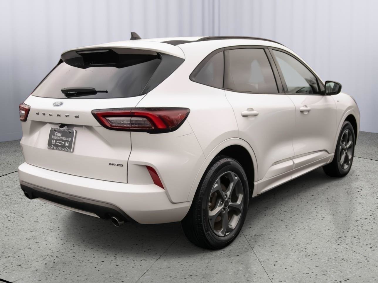 Used 2023 Ford Escape ST-Line image 24