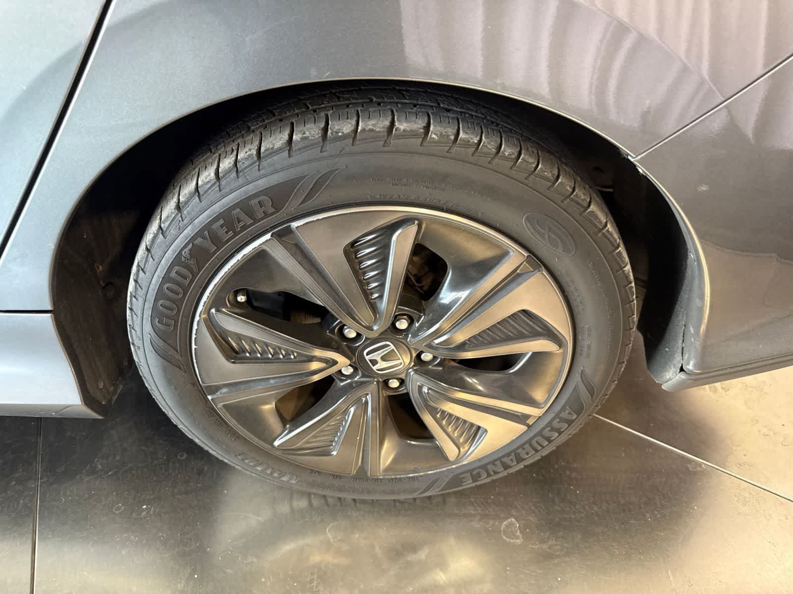 Used 2019 Honda Civic EX image 9