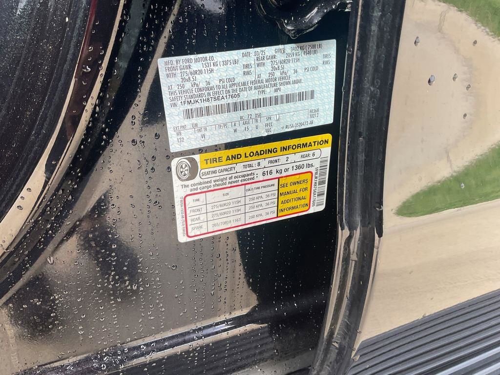 Used 2025 Ford Expedition Max Active RWD image 36