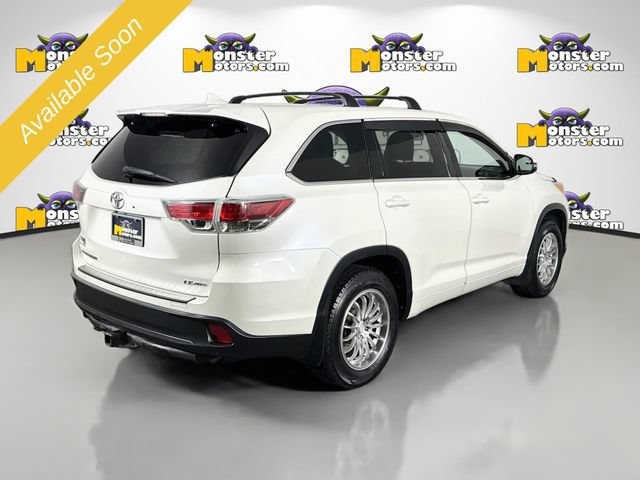 Used 2016 Toyota Highlander Plus AWD/4WD image 5