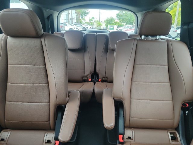 Used 2025 Mercedes-Benz GLS 450 4MATIC image 33